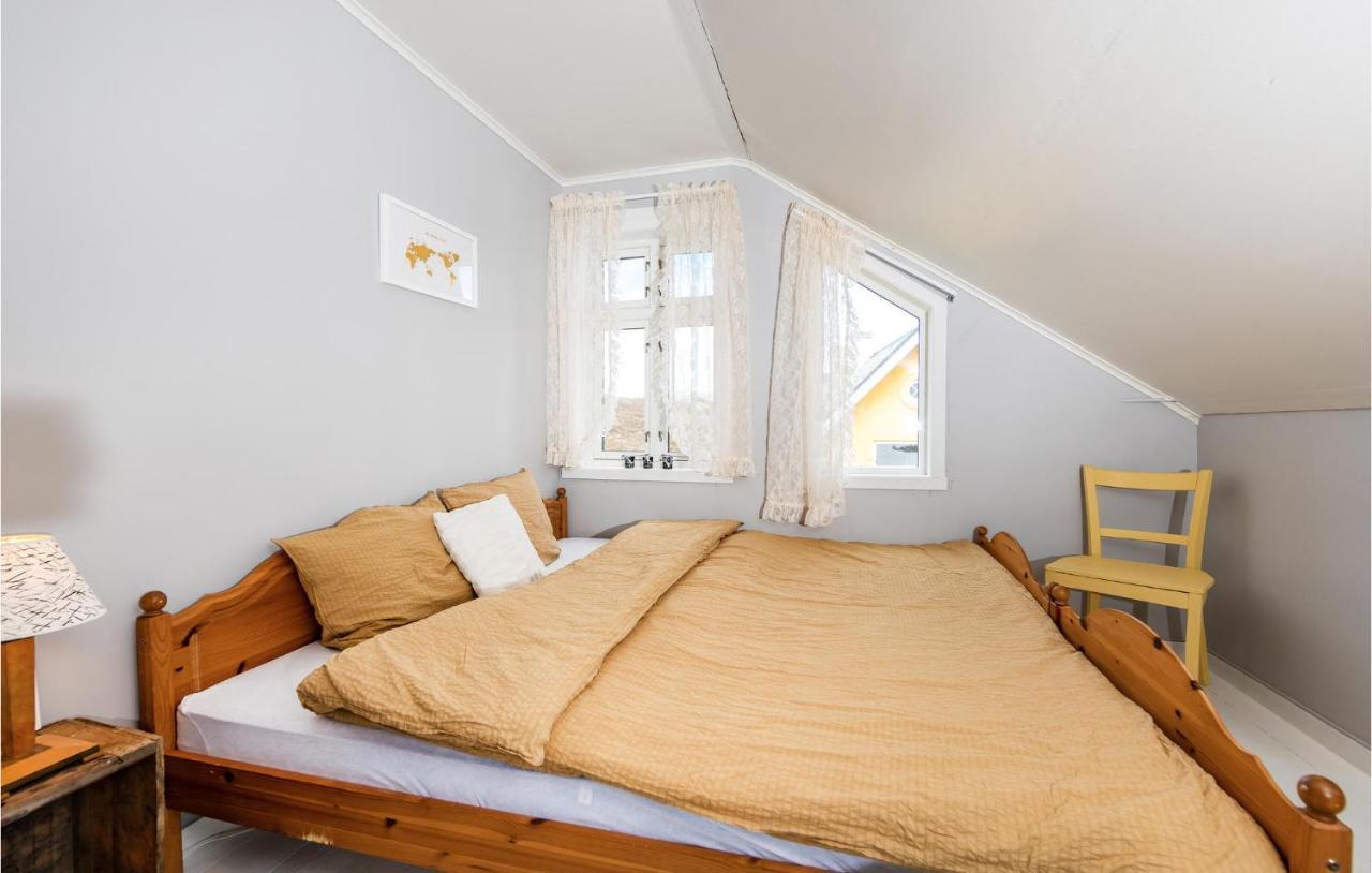 Holiday home Kvamsøy Storholmen Sandvik  Eksteriør bilde